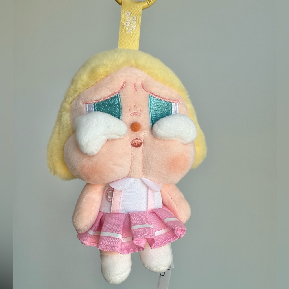 Pop Mart PINK WHITE Sunset Concert. Cry Baby. NEW. 🌟